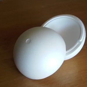 Sfera &Oslash; 180 mm. POLISTIROLO CAVA (2 PEZZI A INCASTRO)