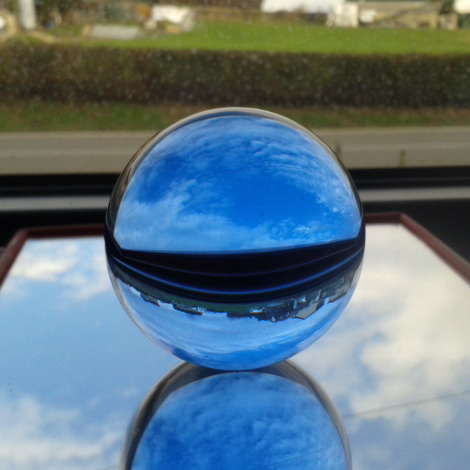 Sfera Ø 60 mm. CRISTALLO TRASP. AZZURRA